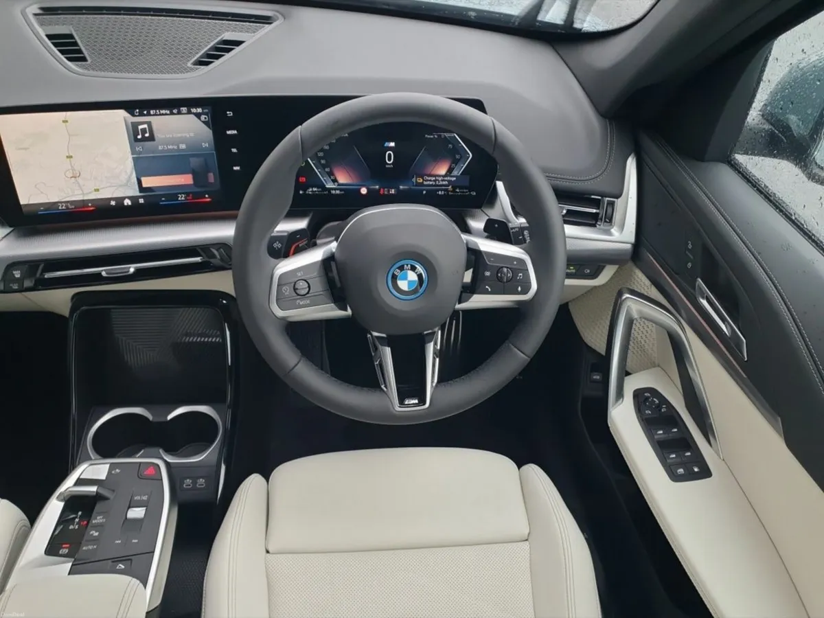 BMW X1 1.5 - Image 2