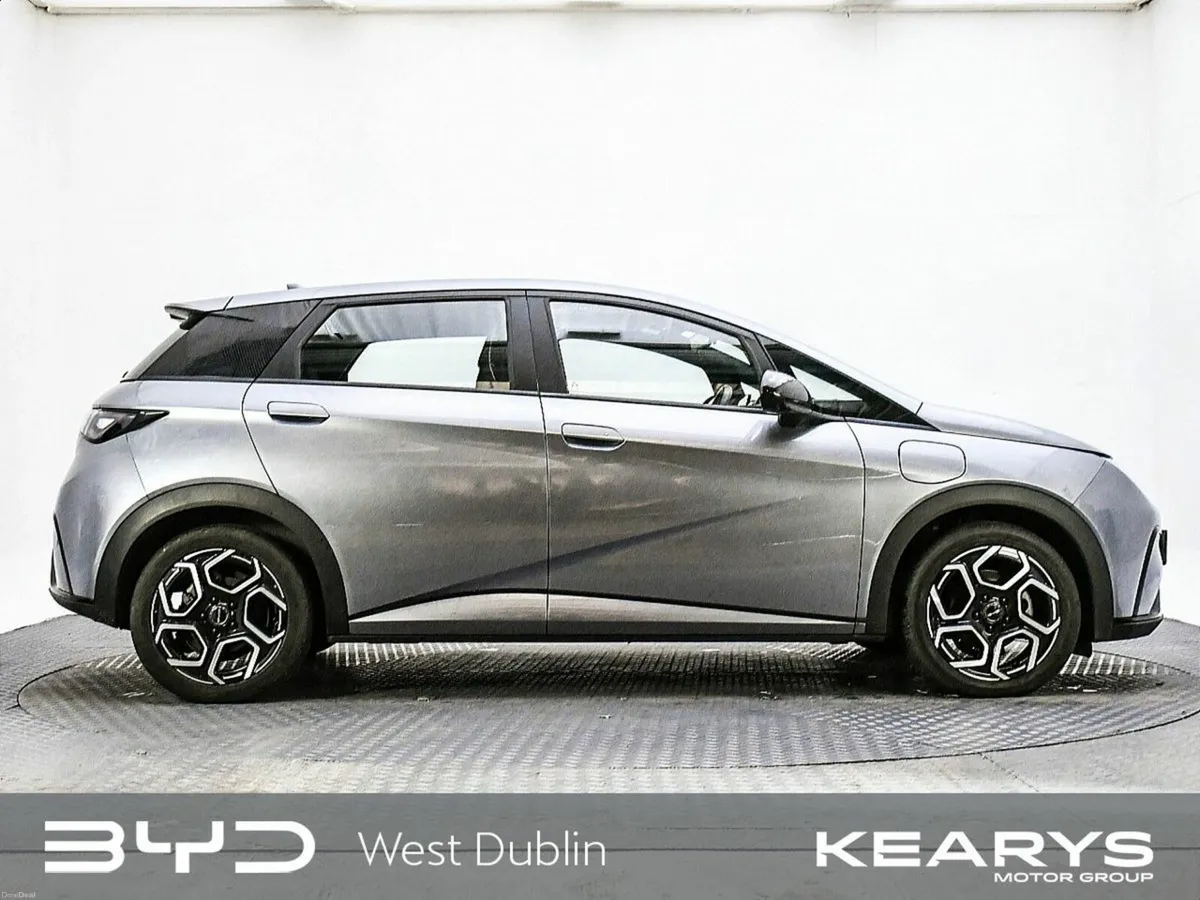 BYD DOLPHIN 60kWh 204PS Comfort - Image 4