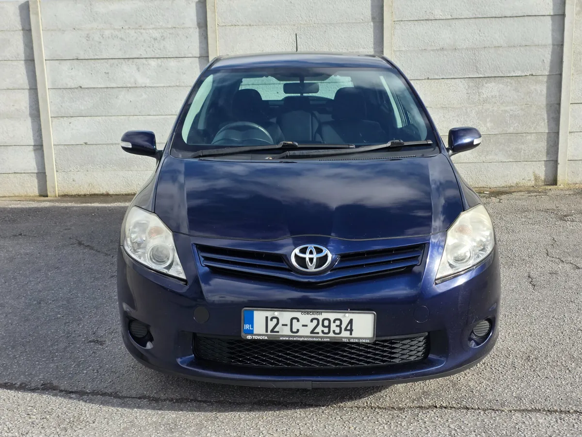 Toyota Auris 1.4 D-4d Terra NCT 02/27 - Image 2