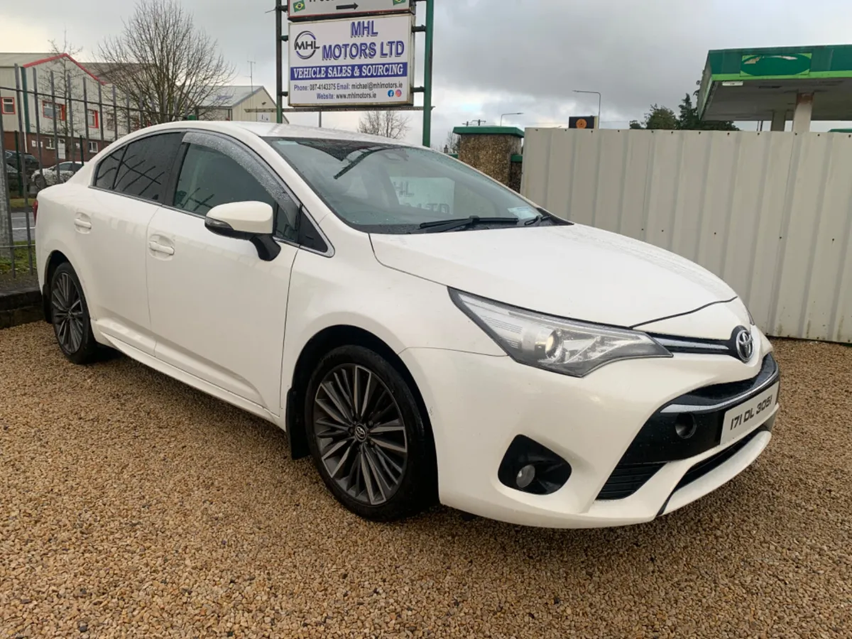 Toyota Avensis 2017 2.0 D4D  Luna navi - Image 3