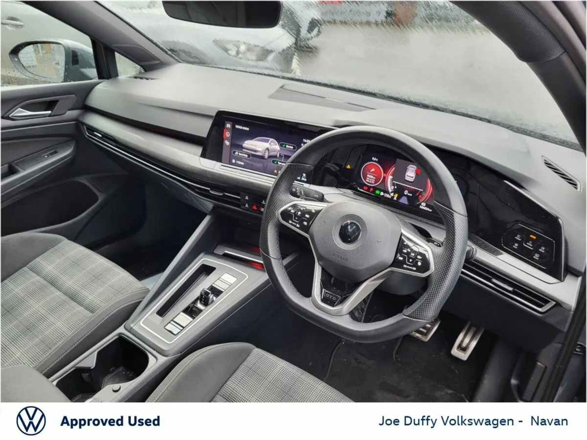 Volkswagen Golf GTD 2.0TDI 200HP AUTO - Image 2