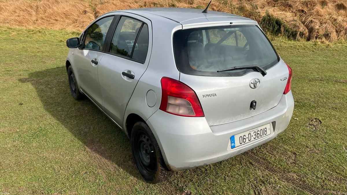 Toyota Yaris - Image 3