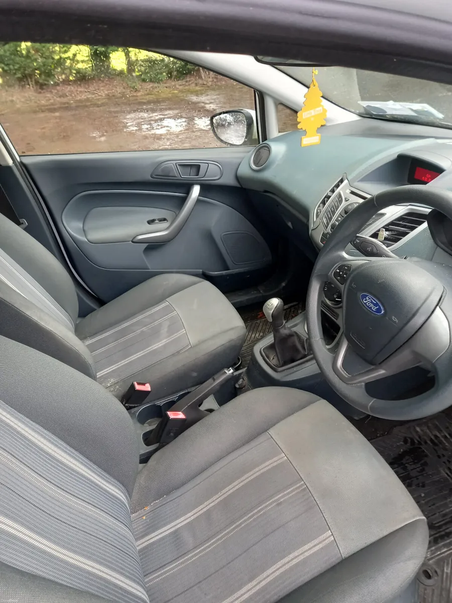 2010 Ford Fiesta 1.2 Petrol - Image 3