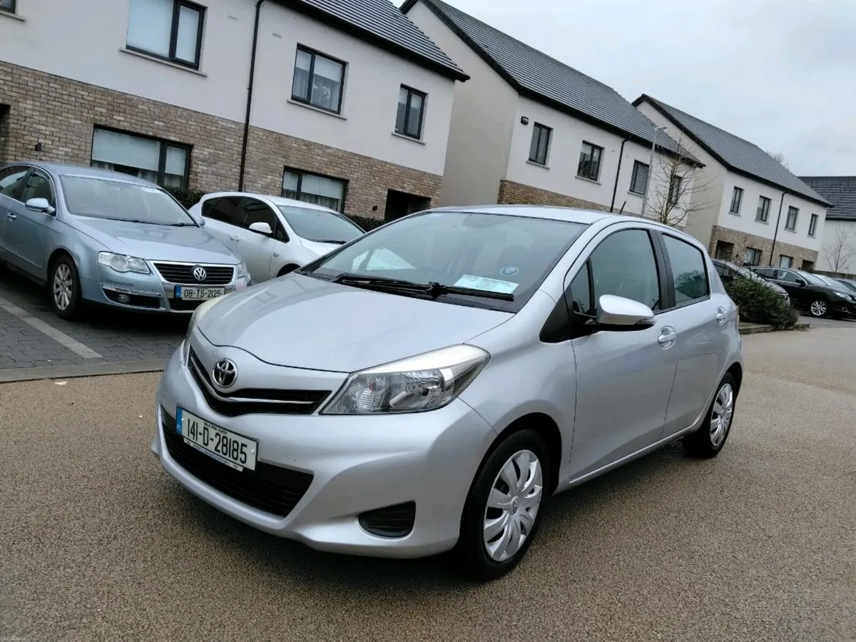 Toyota Yaris Luna Model
1.0l petrol
Manual - Image 2