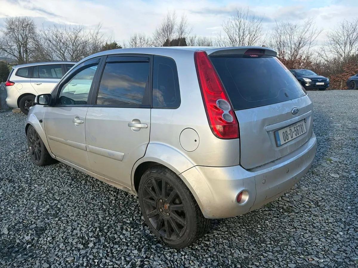 2008 Ford Fiesta - Image 2