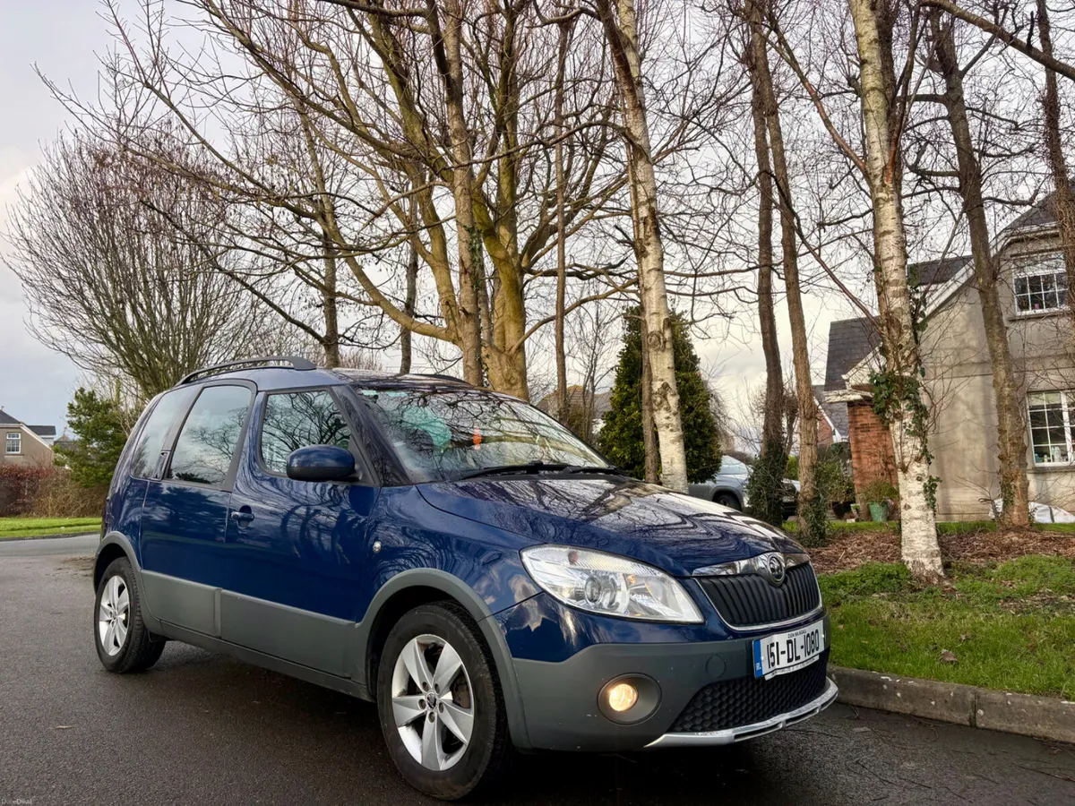 2015 Skoda Roomster 1.2 tsi automatic - Image 1