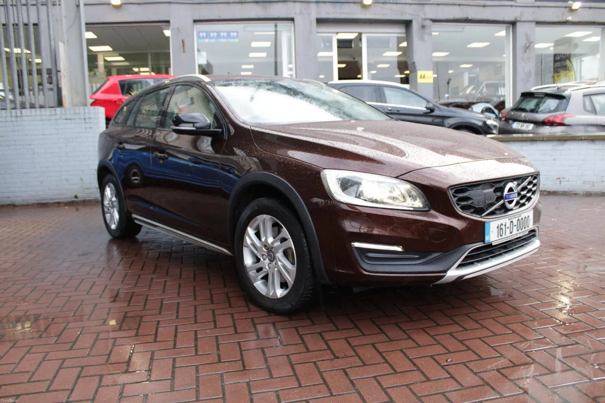 2.0D4 CROSS COUNTRY PLUS EDITION AUTO   /104015 KM - Image 1
