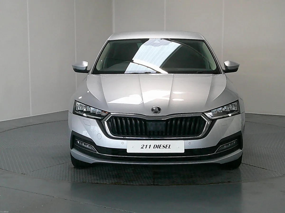 Skoda Octavia 2021 - Image 2