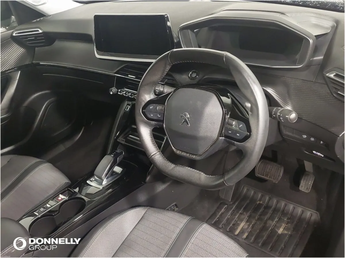 Peugeot 2008 E- Electric Estate Allure Premium - Image 4