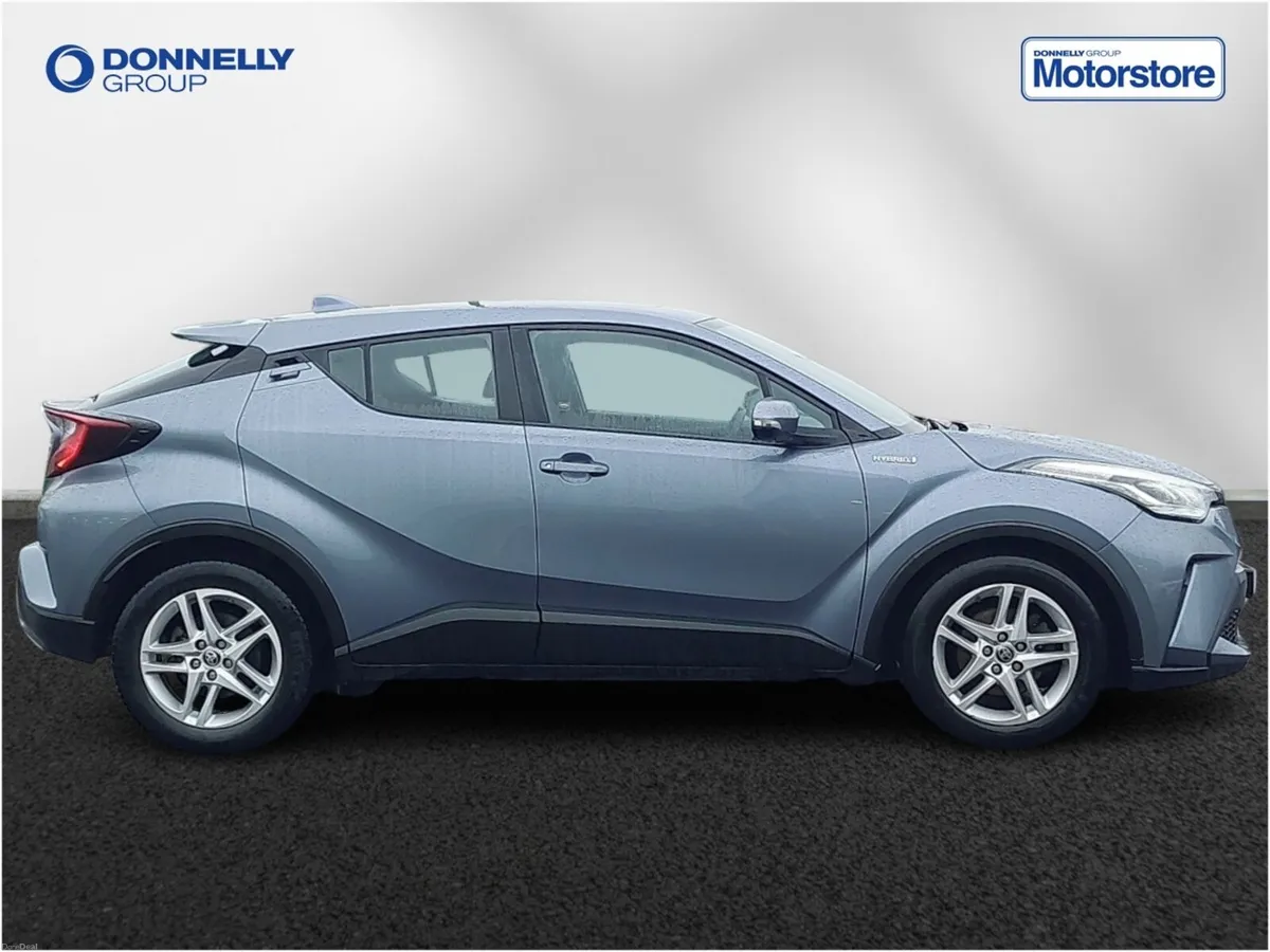 Toyota C-HR C-Hr Hatchback Icon - Image 3