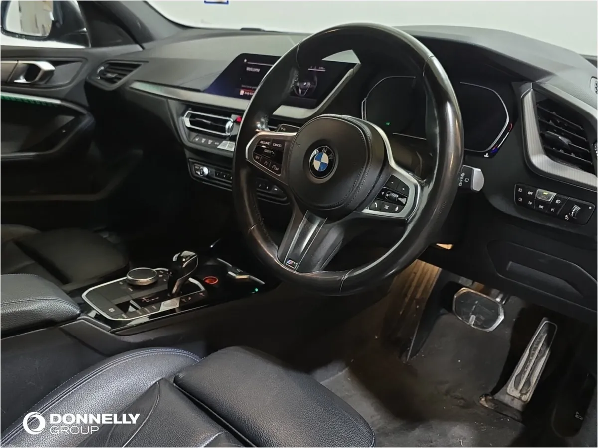 BMW 1 Series Hatchback M Sport - Image 4