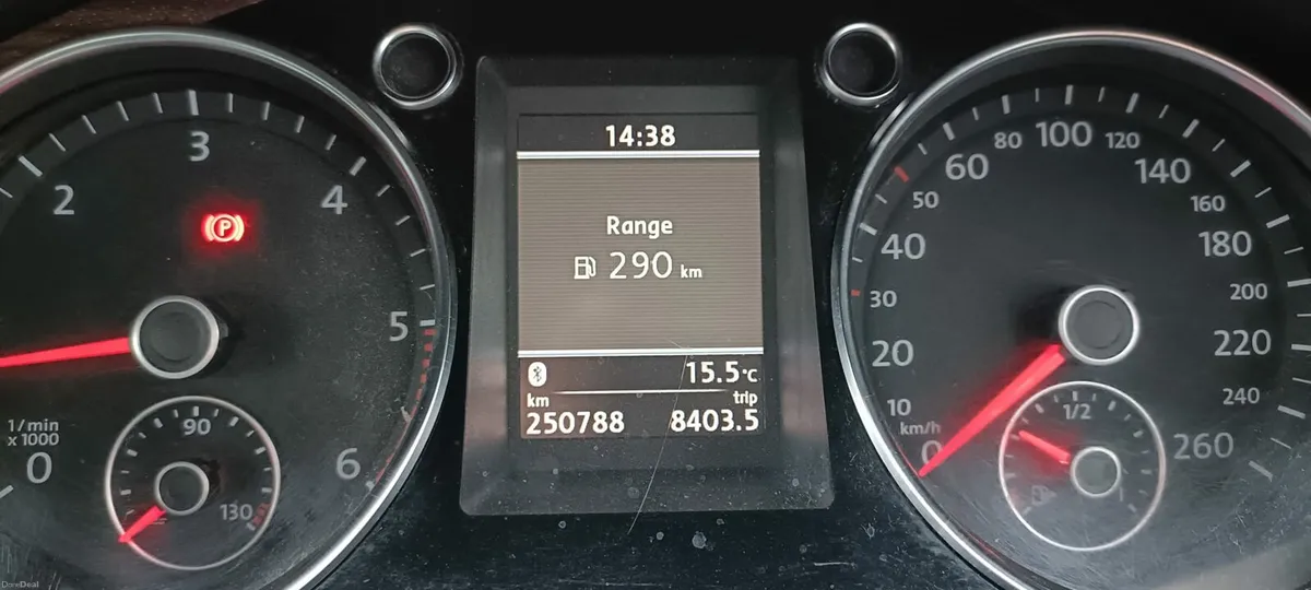 Volkwagen Passat 1.6tdi Bluemotion PRICE REDUCED - Image 3