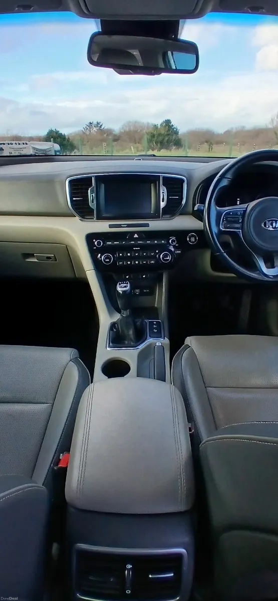 Kia Sportage  GSE 2016 - Image 2