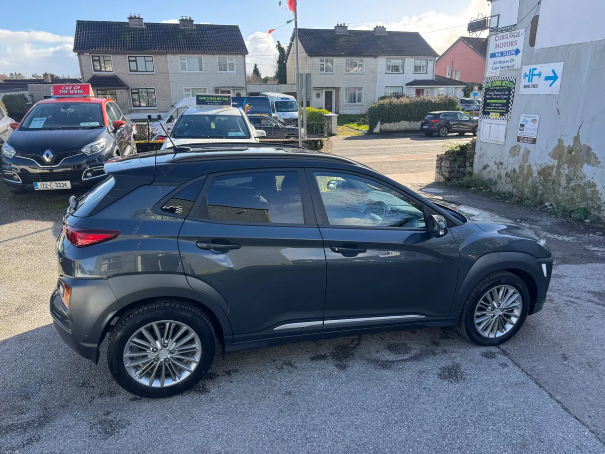 Hyundai KONA Executive - Image 3