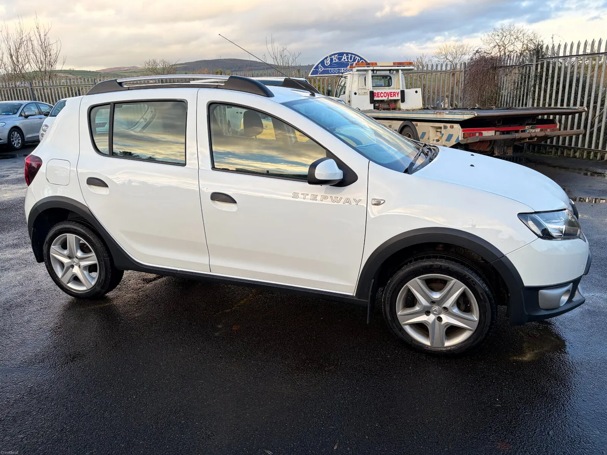 Dacia Sandero Stepway 2014, STEPWAY SIGNATURE 1.5 - Image 1