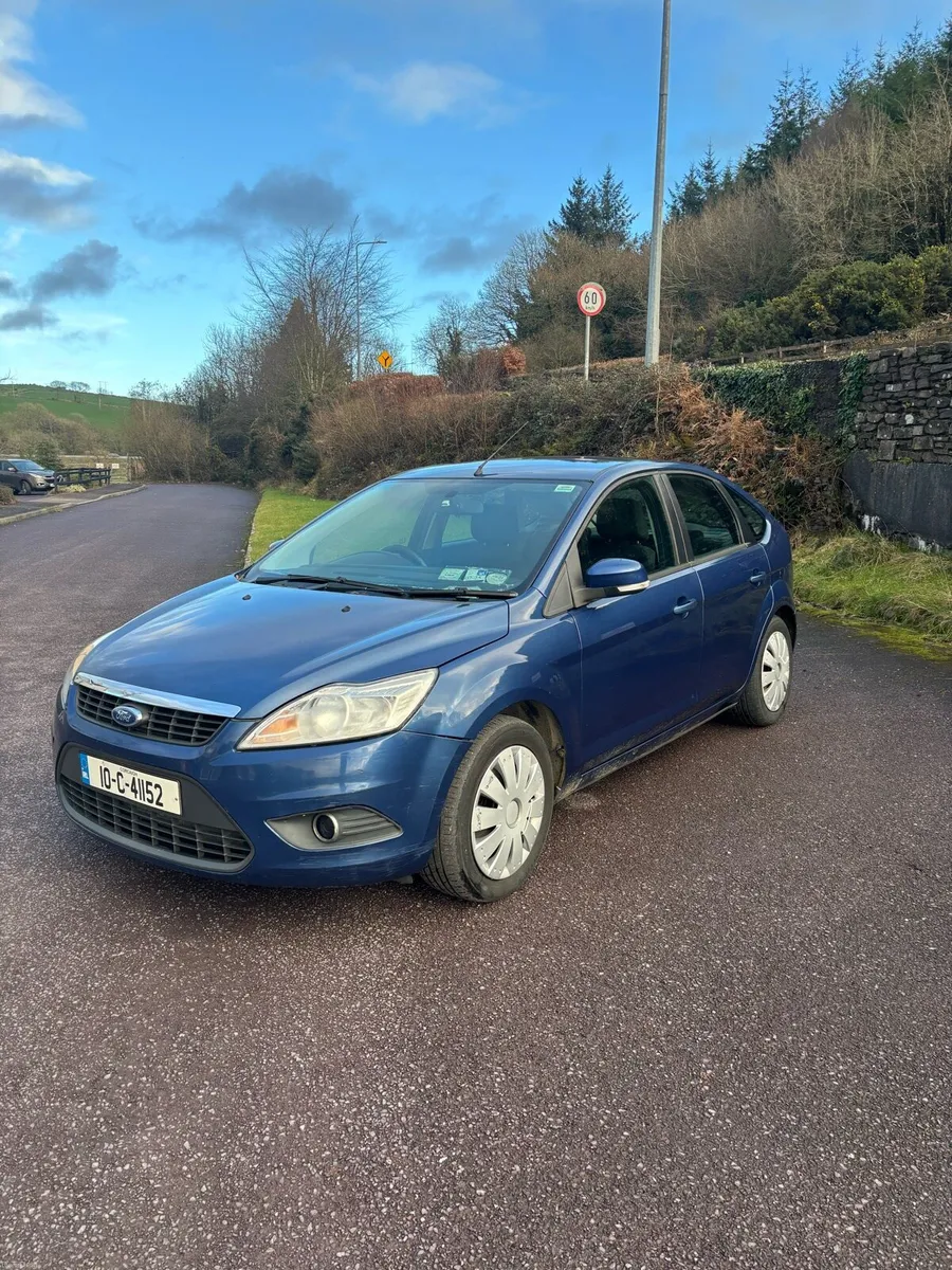 2010 Ford focus (need gone ) - Image 4