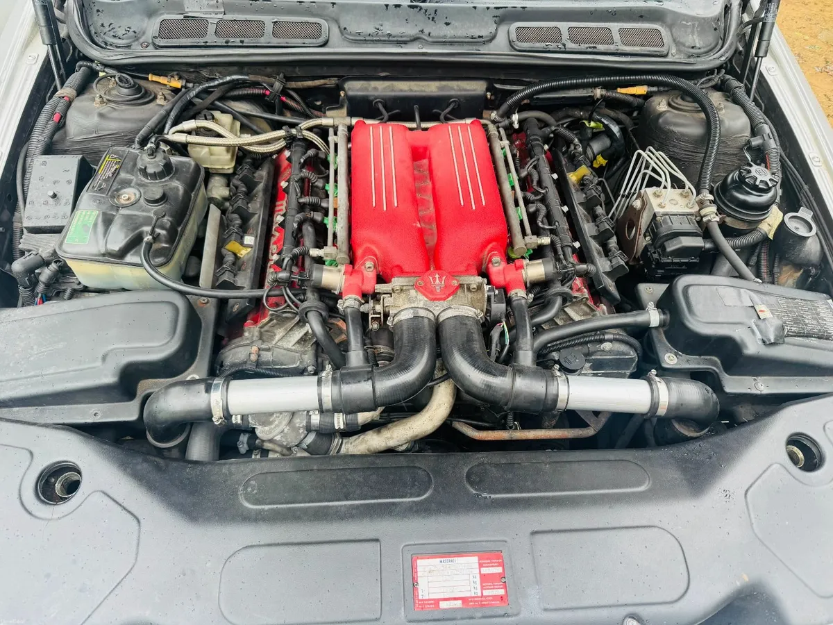 ULTRA RARE Maserati Quattroporte 3.2 V8 AUTO - Image 4