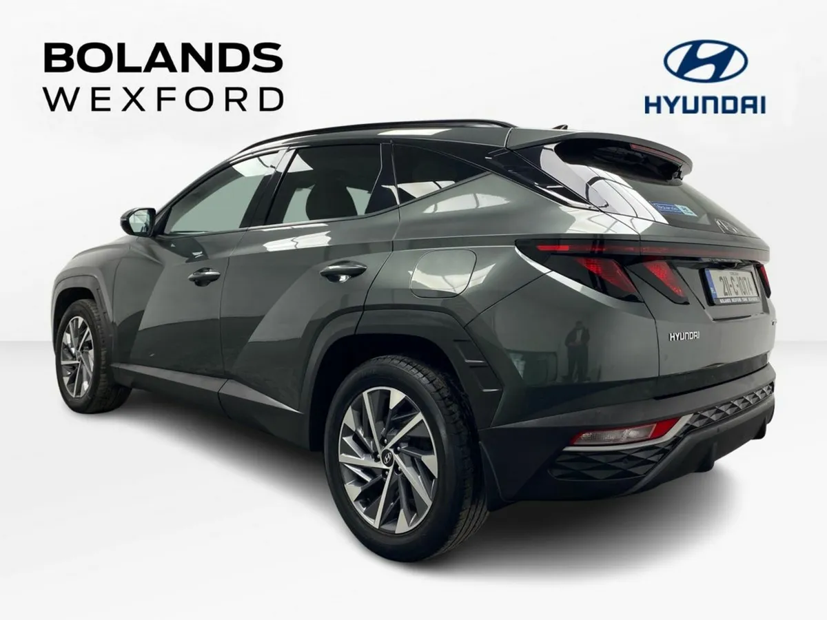 Hyundai Tucson 2WD Executive - Image 3