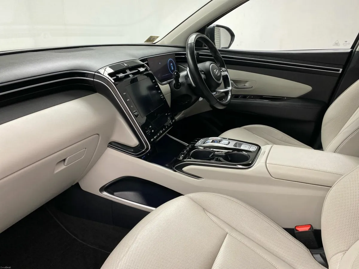 Hyundai Tucson 4WD Executive PHEV Auto - Image 2