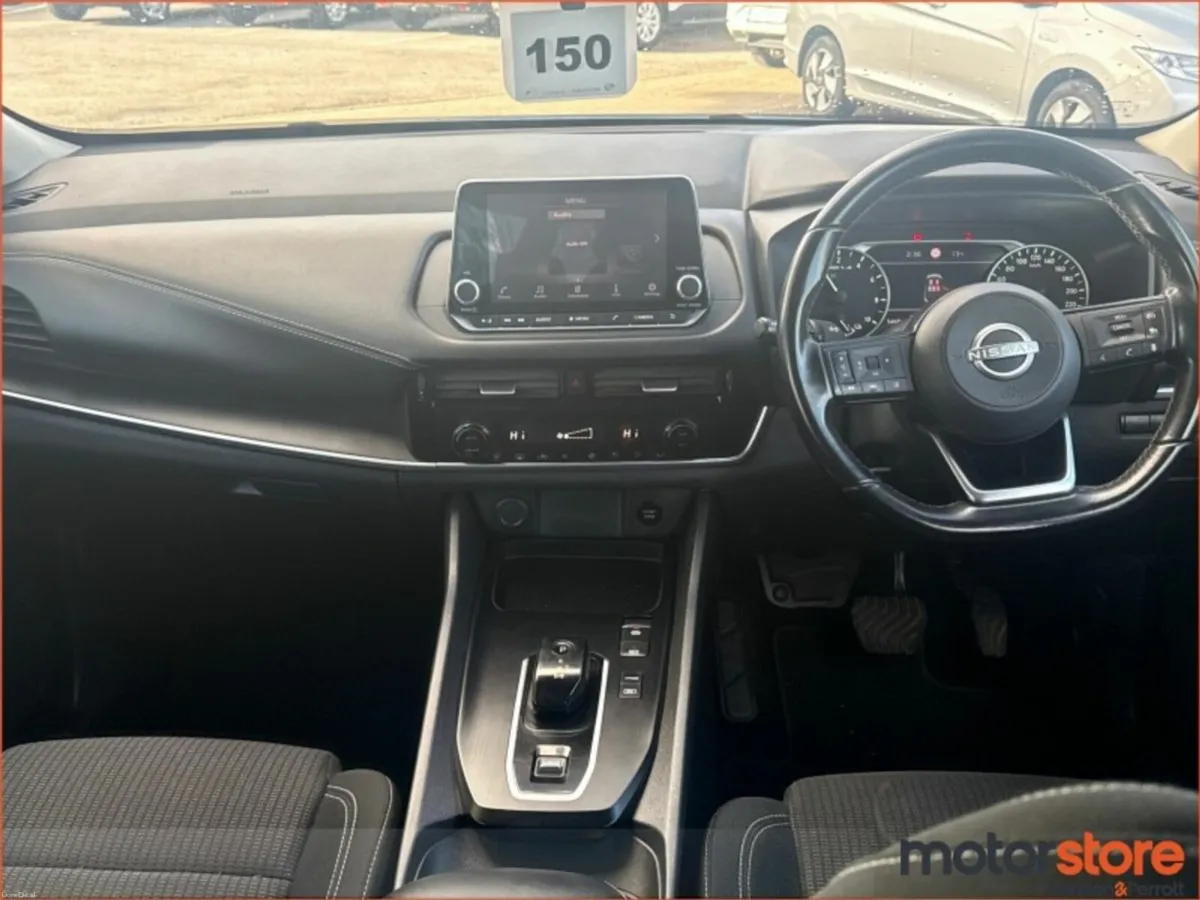 Nissan Qashqai ePOWER LIKE NEW CONDITION - Image 4