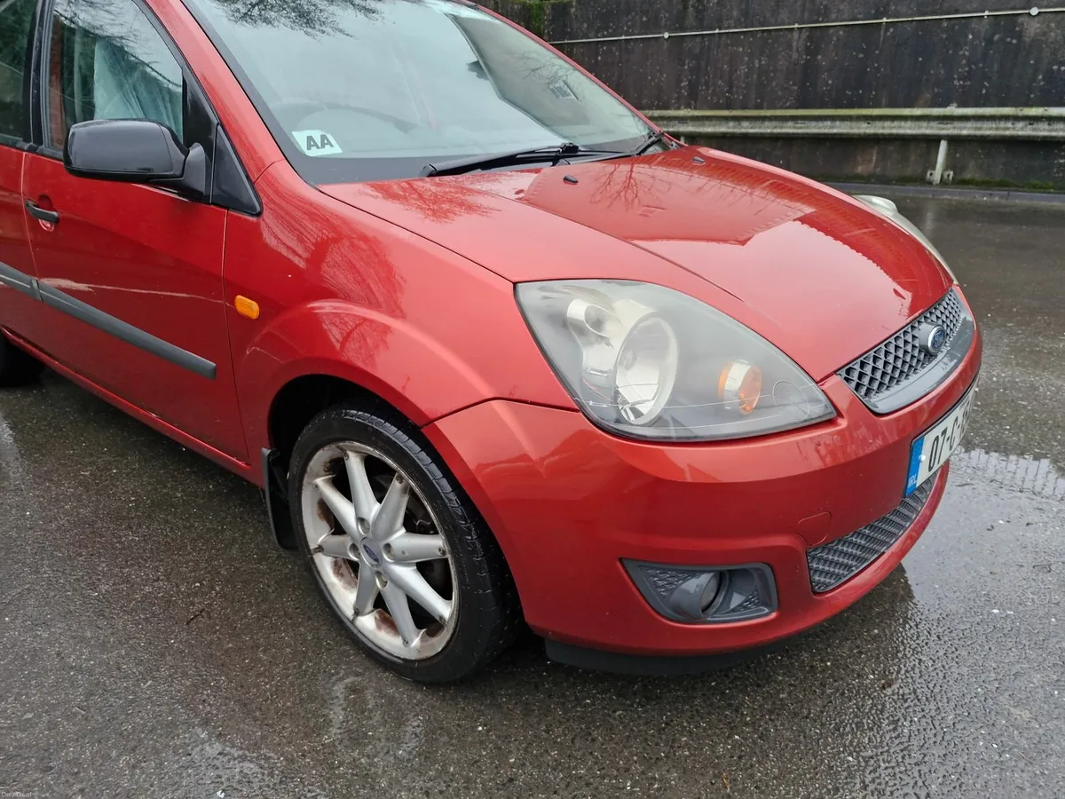 FORD FIESTA STEEL MODEL ,-- NCT --ALLOY WHEELS - Image 4