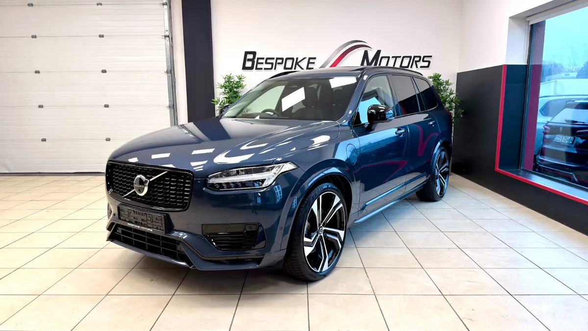 Volvo XC90 T8 455 Ultimate Dark - Image 1