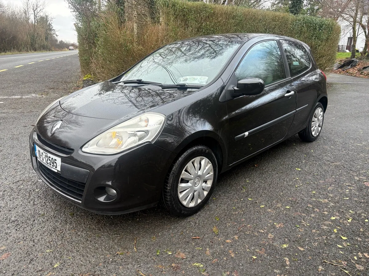 2010 Clio - Image 1