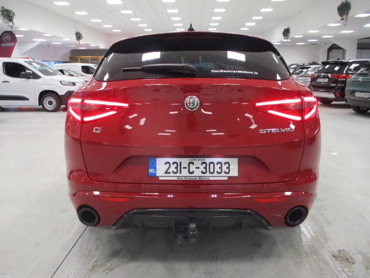 Alfa Romeo Stelvio VELOCE AWD T/DSL PANORAMIC ROOF - Image 6