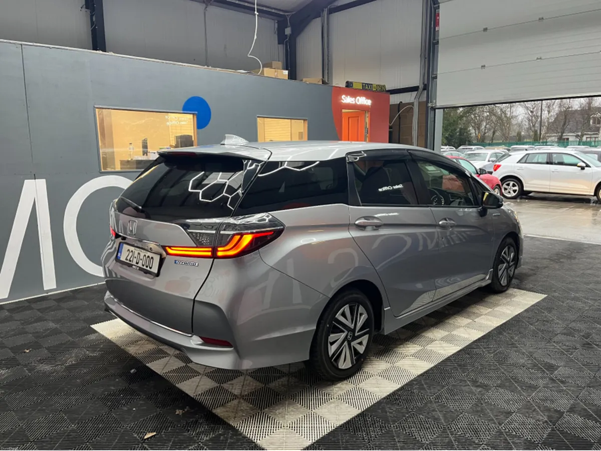 Honda Shuttle 2022 HONDA SHUTTLE HYBRID SENSING 1. - Image 2