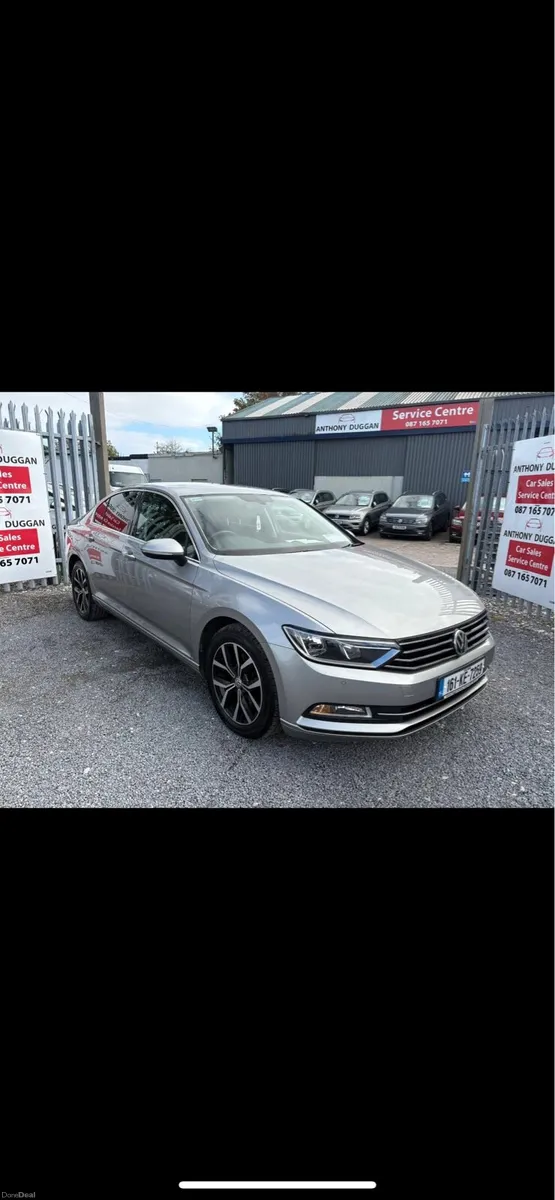 Volkswagen Passat - Image 2