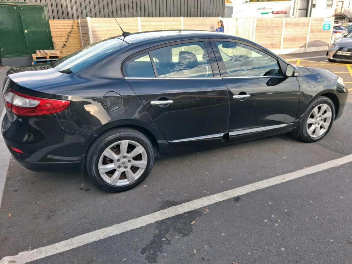 Renault Fluence 2011 (Sold As Seen - Hence Price) - Image 4