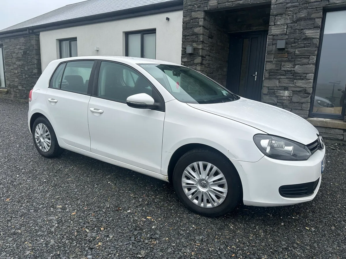 Volkswagen Golf 2009 - Image 3
