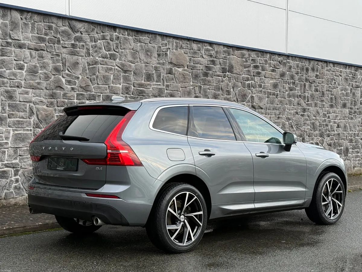 2021 Volvo XC60 2.0D Momentum Auto - Image 2