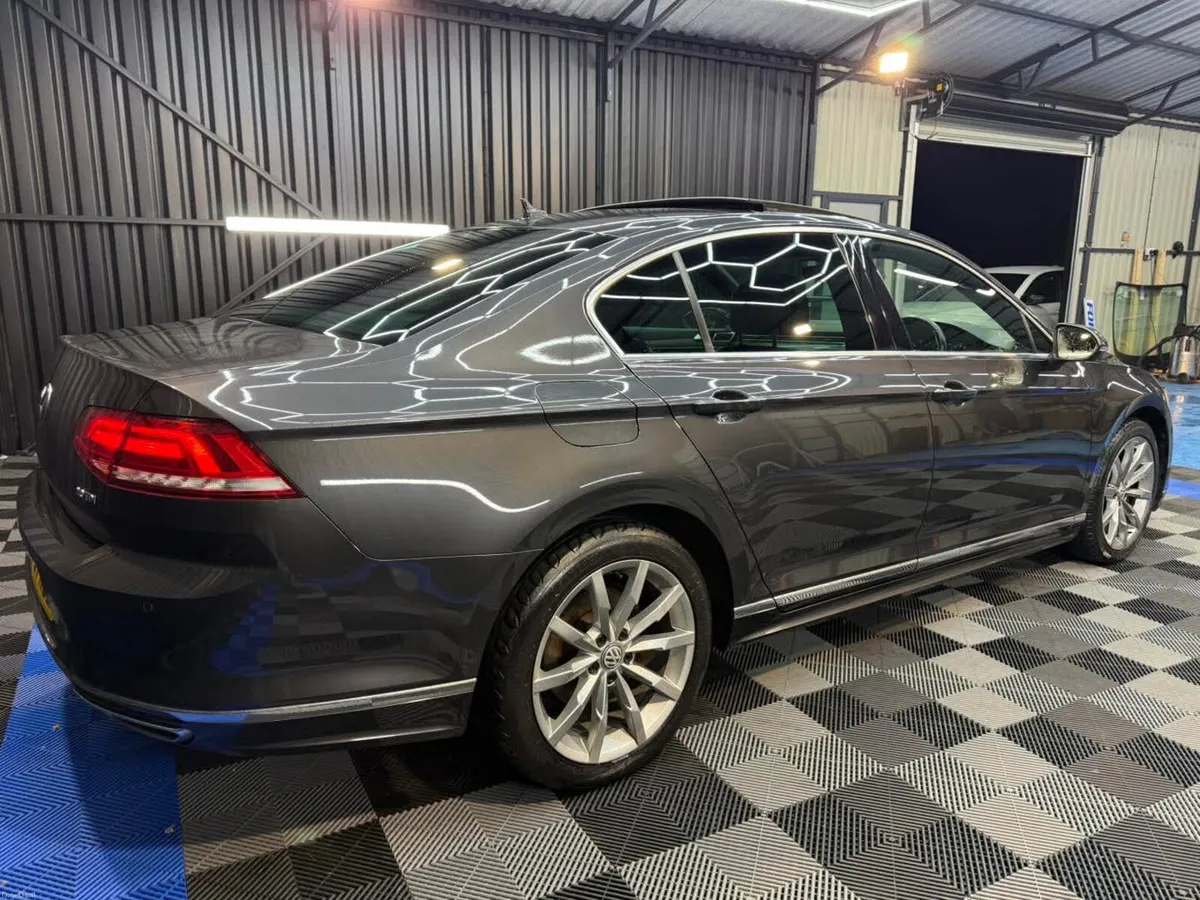 Volkswagen Passat 2018 2.0 R-LINE DSG SALOON - Image 3