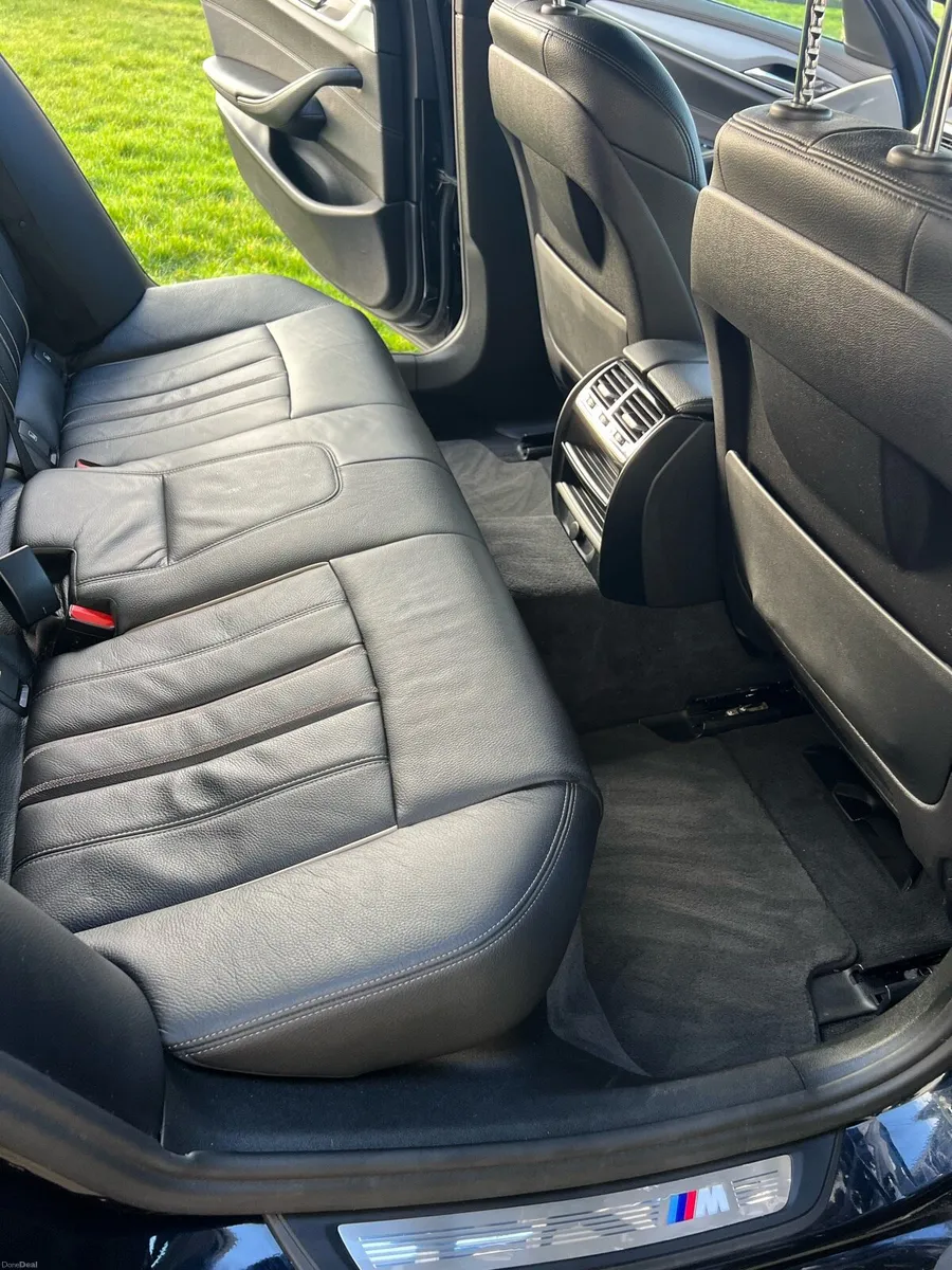BMW 520d XDRIVE - Image 4