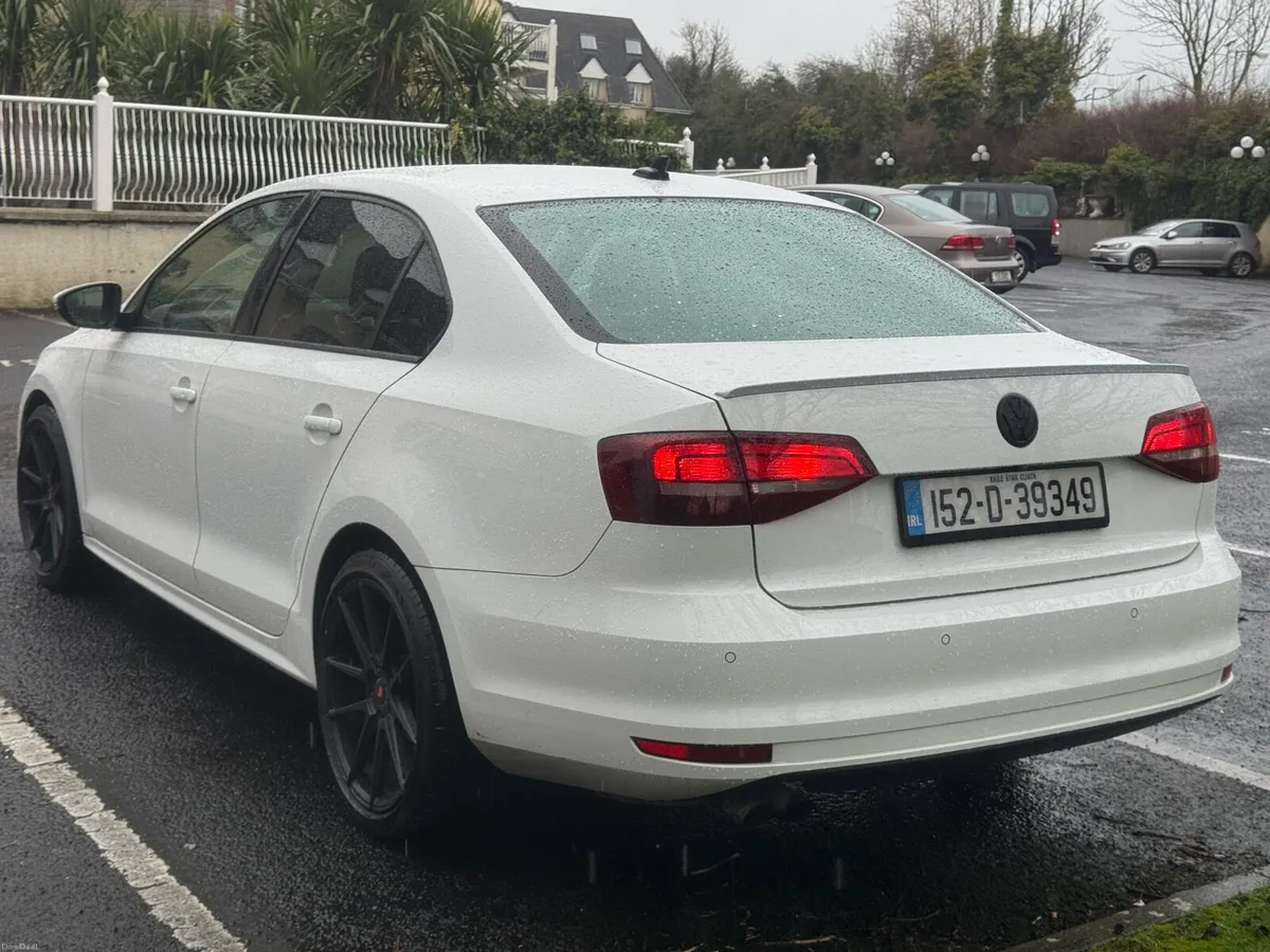 Wolksvagen Jetta - Image 4