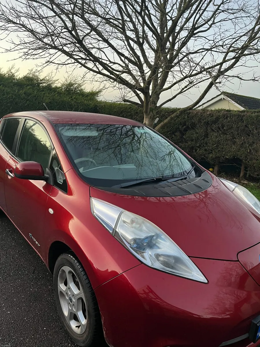 Nissan Leaf 2011 - Image 1