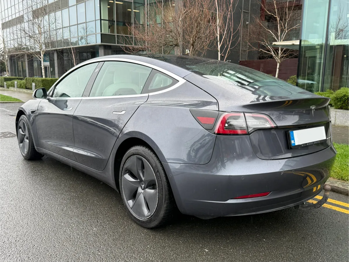 2020 Tesla Model 3 Dual Motor - Image 3