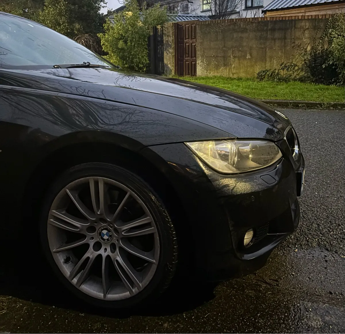 Black BMW 320D e92 - Image 2