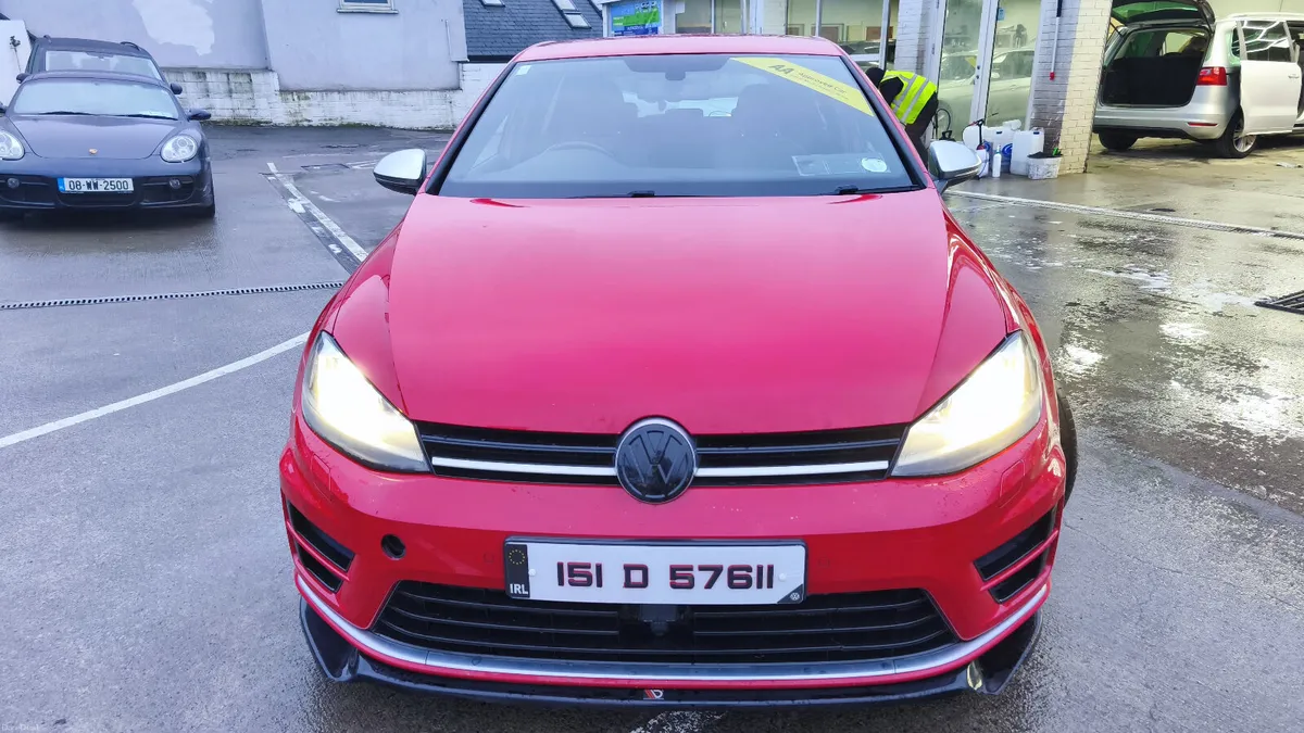 2015 Volkswagen Golf R 4Motion 300Hp Low Mileage - Image 2