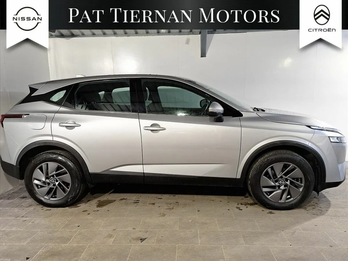 Nissan Qashqai 1.3 PET MILD HYBRID SV - Image 3