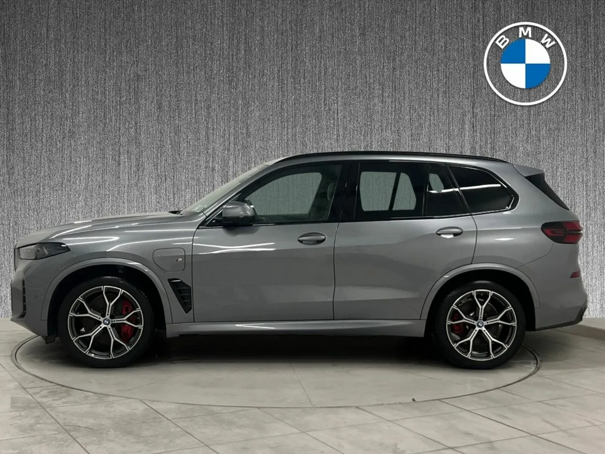 BMW X5 xDrive50e M Sport PRO / TECH / PAN ROOF - Image 4