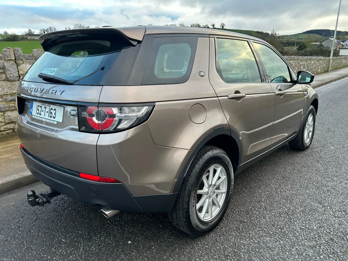 Land Rover Discovery Sport 2.2 4x4 2015 - Image 4