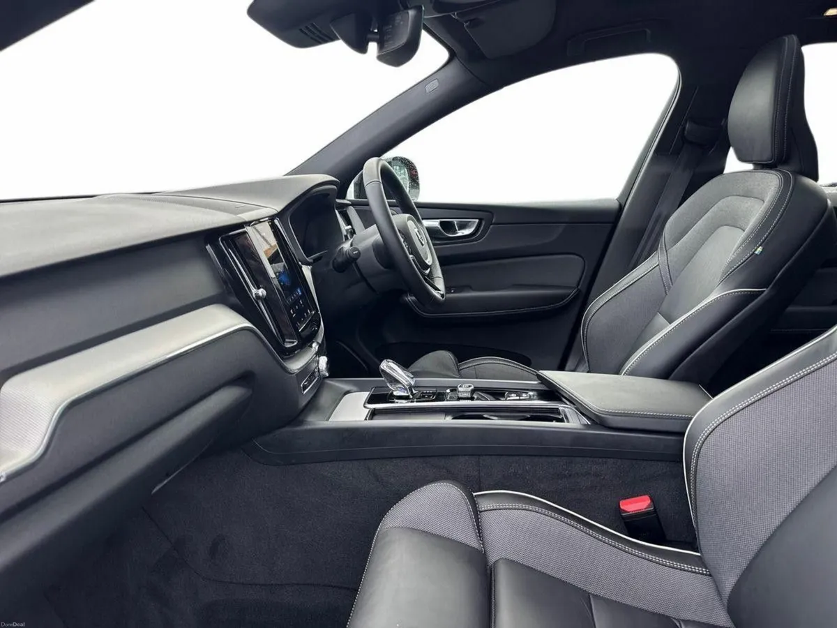 Volvo XC60 T6 PLUS DARK *3YR WARRANTY* €130 PER WE - Image 2