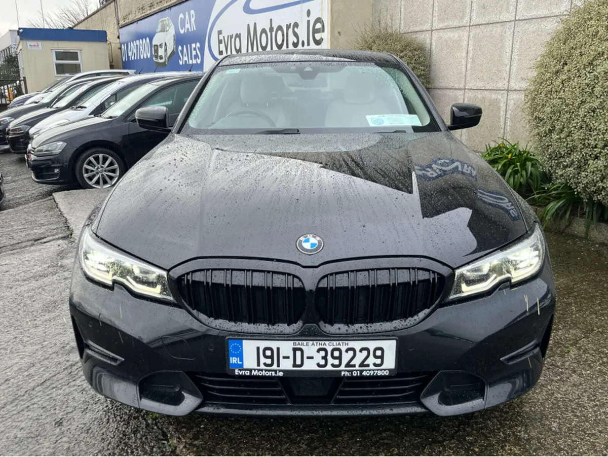 BMW 3-Series 320D SPORT AUTOMATIC 2.0 DIESEL //REV - Image 2