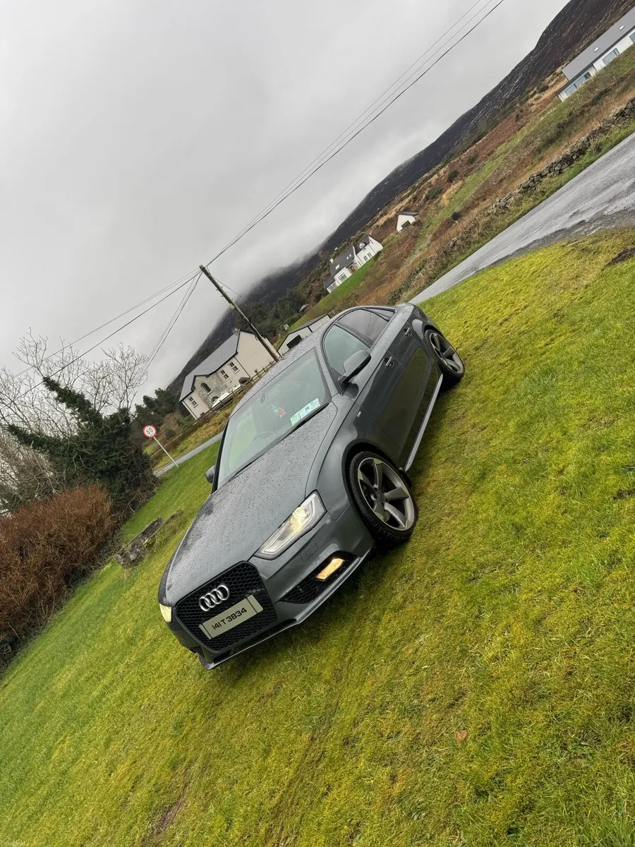 Audi A4 S-Line - Image 2