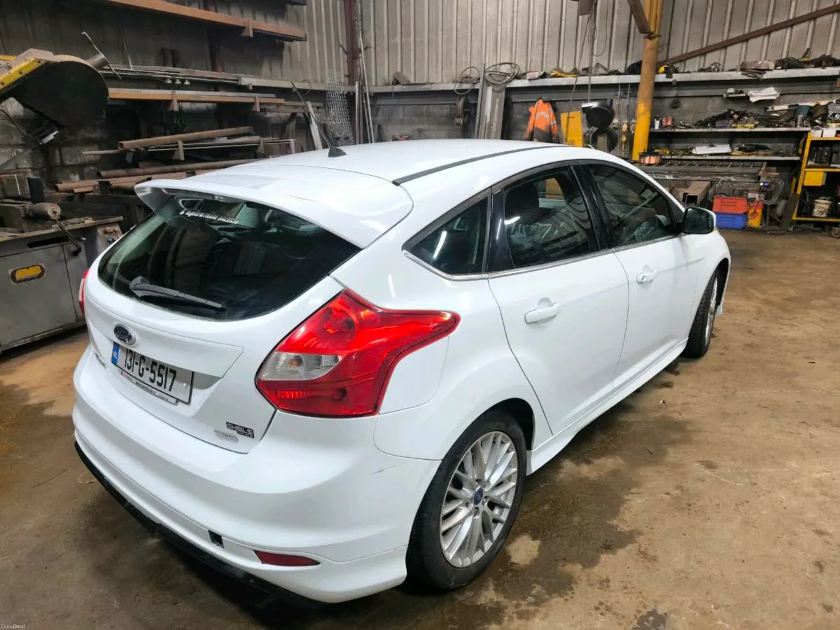 Ford focus 1L Ecoboost Zetec 33,404 KMS NEW ENGINE - Image 4