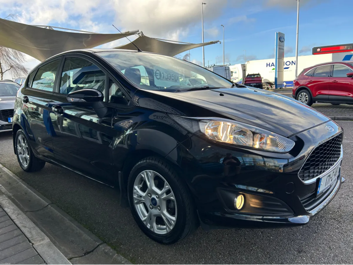 Ford Fiesta ZETEC 1.25 60PS M5 5DR MCA 4DR - Image 4