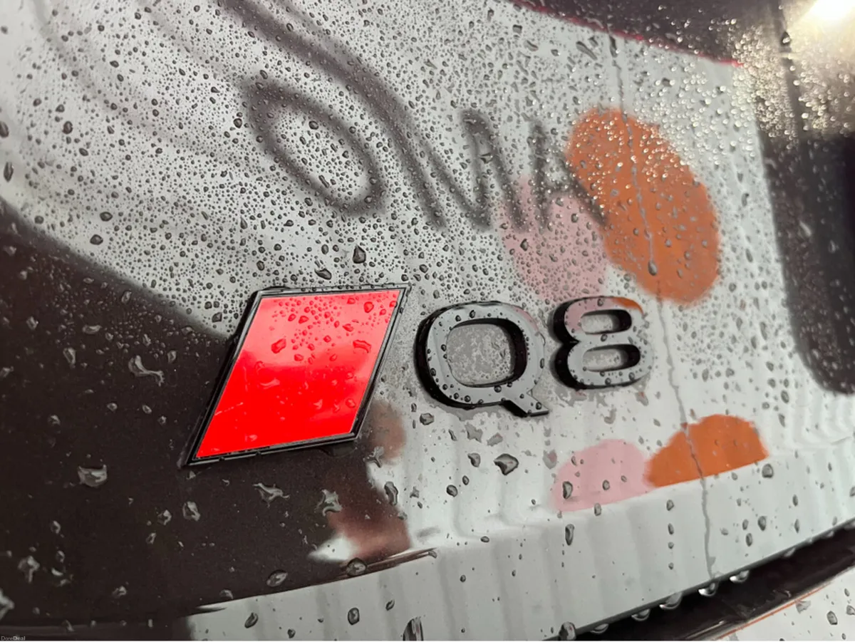 Audi Q8 e-tron 2024 AUDI Q8 E-TRON SPORTBACK 55 QU - Image 4