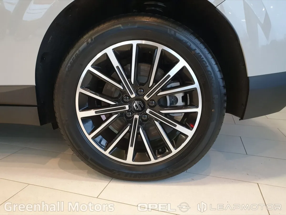 Leapmotor B10 DESIGN in Tundra Grey - Image 6
